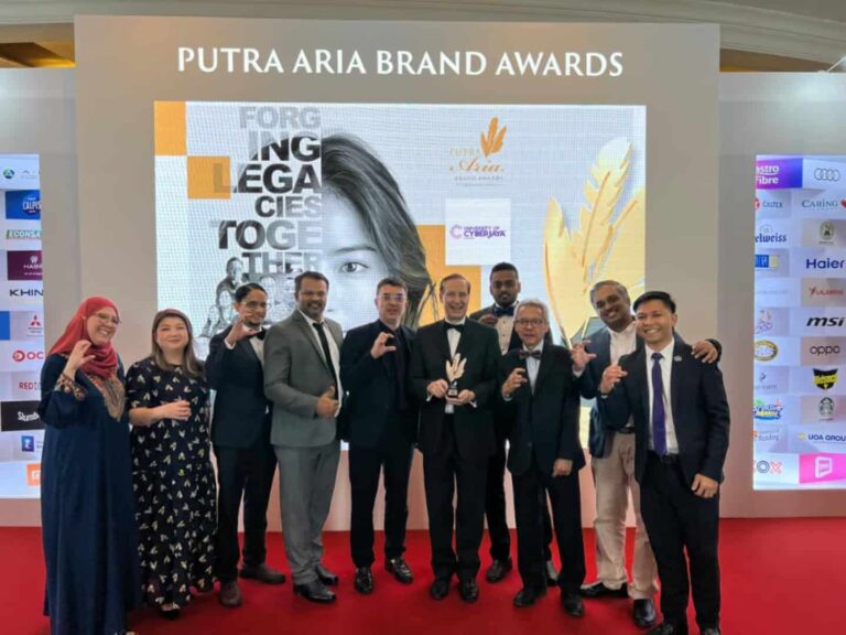 UoC Shines with Silver at Putra Aria Brand Awards 2024